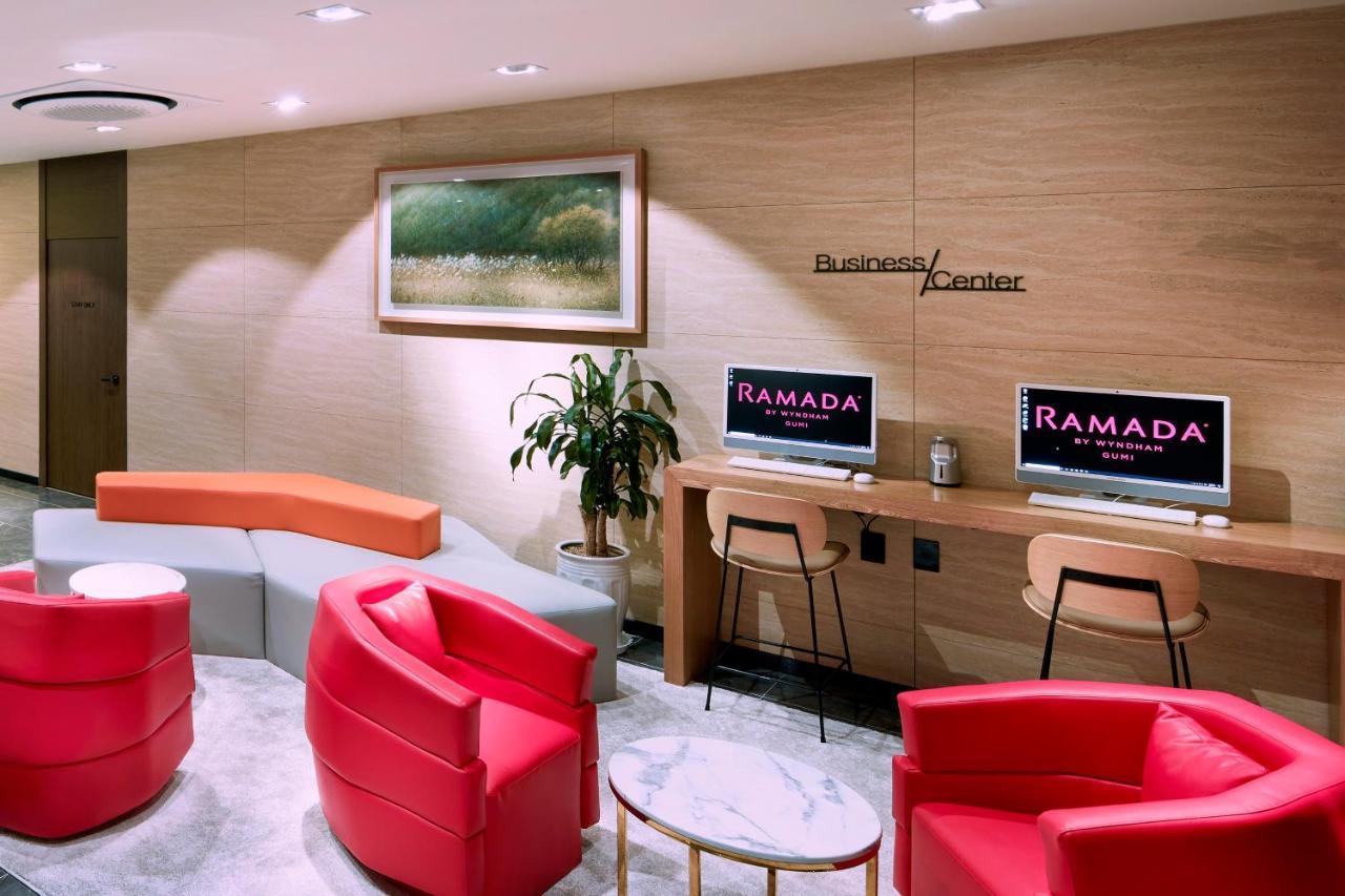 Hotel Ramada By Wyndham Gumi Exteriér fotografie
